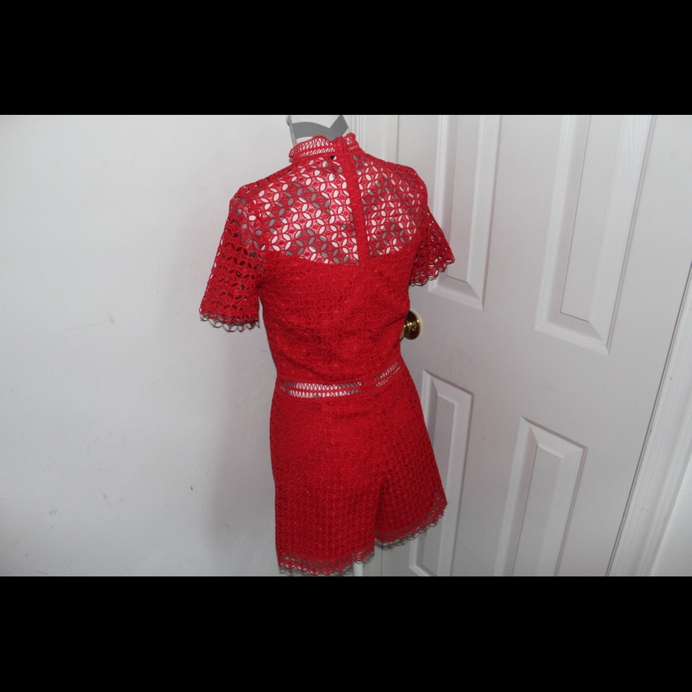 Linette Lace Romper - Picture 3 of 4